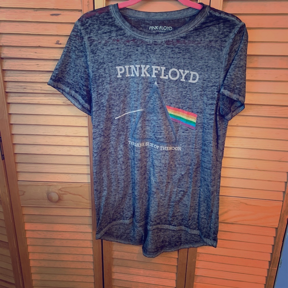 Pink Floyd graphic T!